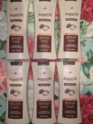 Argan Oil shower gels new, set of 6