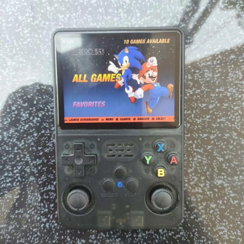 R36S console like new with 32 GB memory card and latest update