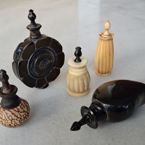 Miniature bottles handmade from India, set B, new