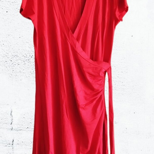 Dress red size XL like new, flattering fit