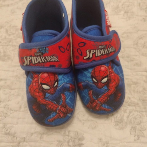 Spiderman kids slippers size 28 like new, multicolor