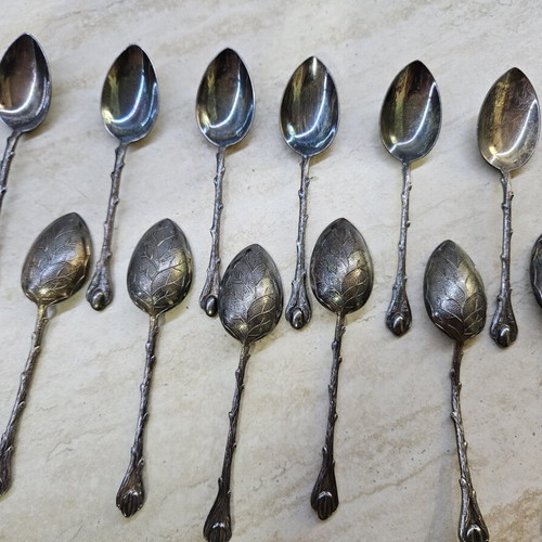 Vintage set of 12 teaspoons with handmade branch design, like new