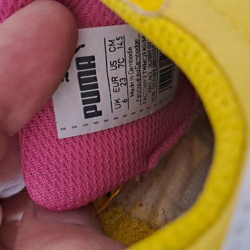 Puma athletic shoes used, size 23, multicolor