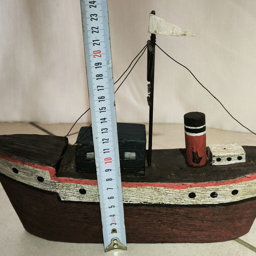 Wooden decorative ships like new, set of three