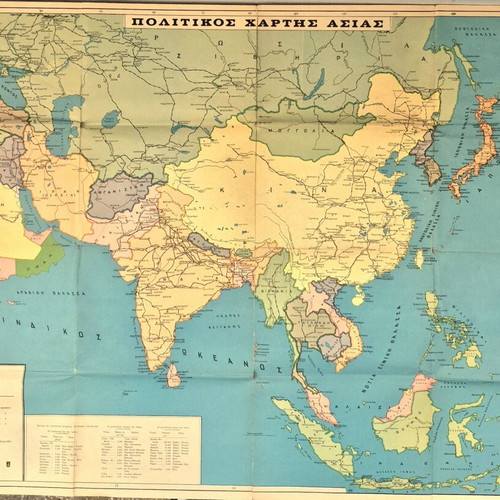 Travel guides and maps used, collection of 40 guides and 25+ maps
