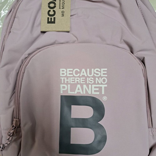 Miquelrius Oslo school backpack new, 27lt capacity