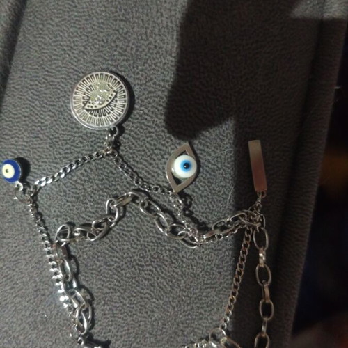 Double hand chain made of steel, like new, silver color