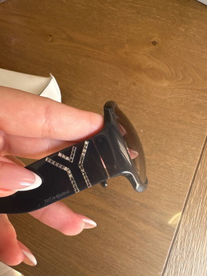 YSL γυαλιά ηλίου μαζί με το κουτί τους