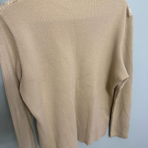 Beige pullover with white pattern Medium size like new