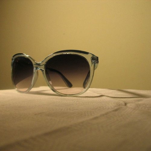 VOGUE VO 2728-S women's sunglasses new with blue frame
