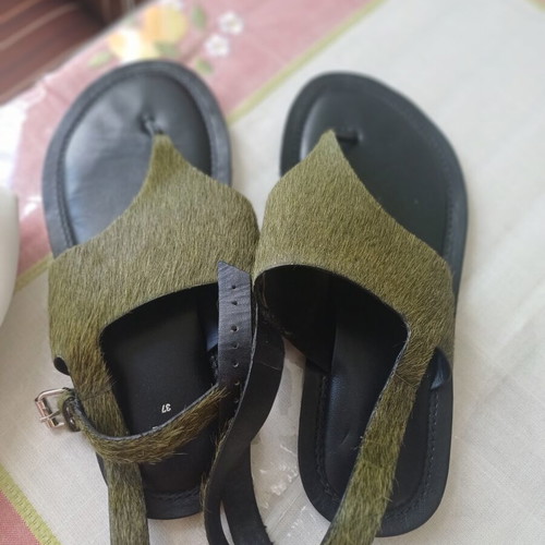 Zara leather sandals with pony skin, size 37, like new, green