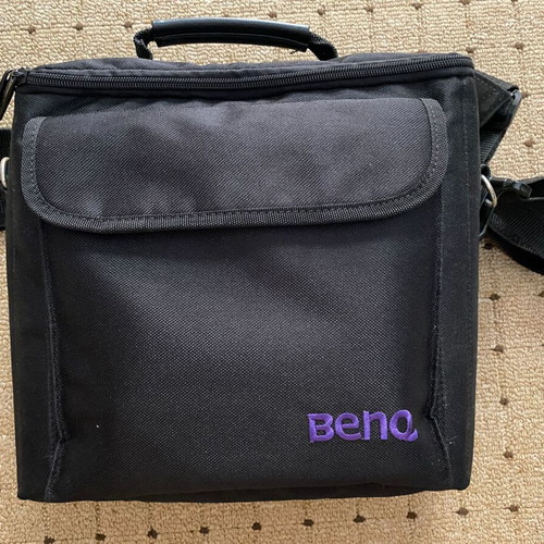 BenQ PB6115 DLP projector with carrying case and screen