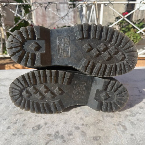 Dr. Martens shoes size 38 like new, black