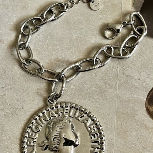 Bracelet stainless steel with large charm, new, 22 cm