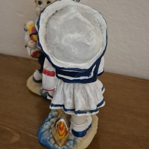 Vintage sailor figurines set of 2, like new resin decoration