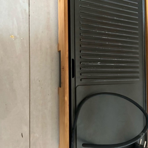 Γκριλιέρα ηλεκτρική μεγάλη σαν καινούργιο με βάση bamboo