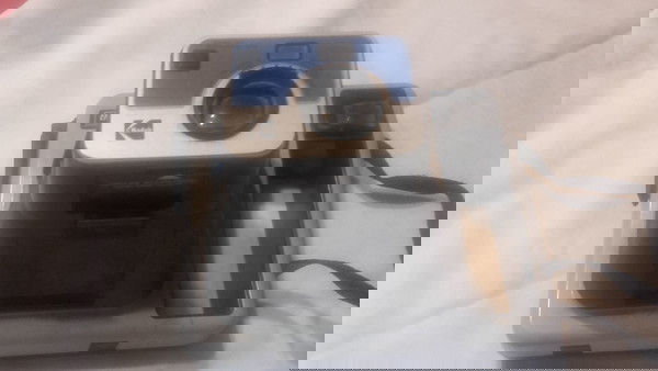 ΦΩΤΟΓΡΑΦΙΚΗ ΜΗΧΑΝΗ ΑΥΤΟΜΑΤΗΣ ΕΜΦΑΝΙΣΗΣ