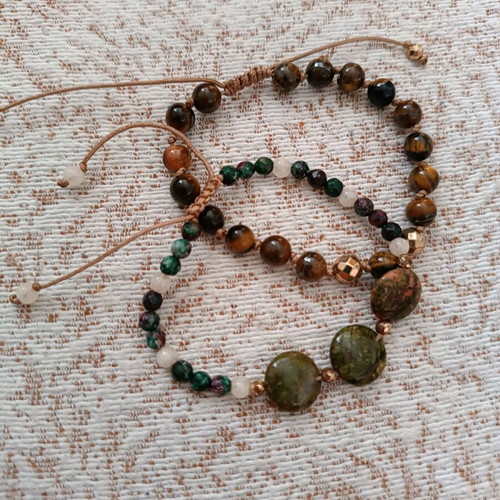 Handmade bracelets with real stones like new, set of two
