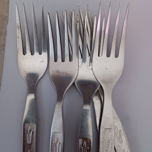Forks used, pack of 6 in good condition