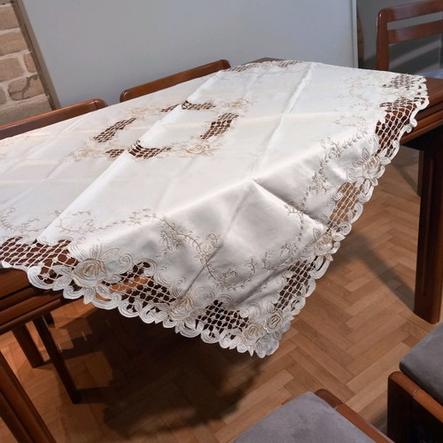 Satin tablecloth set large new, 5 pieces