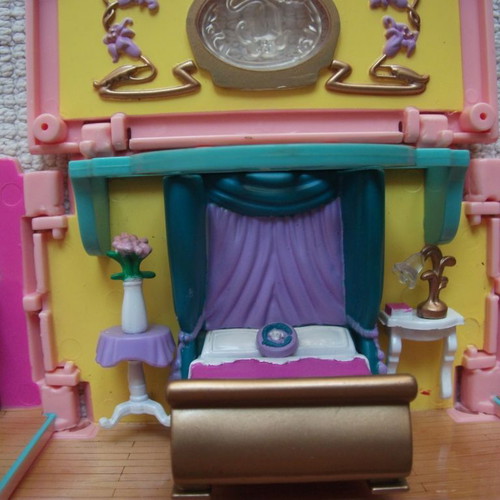 Polly Pocket Dream Builders Bedroom Bluebird 1999 used without figures