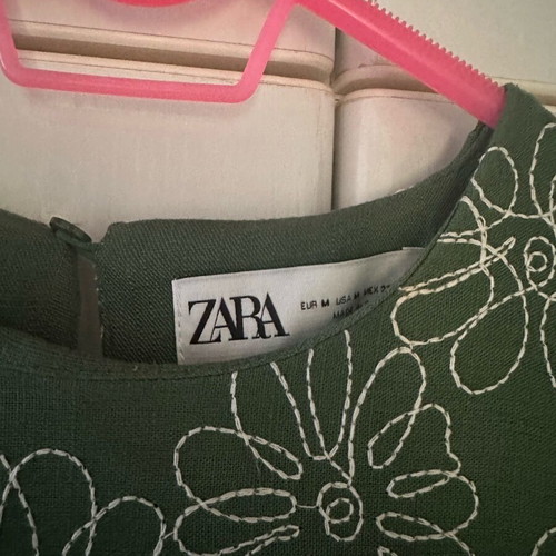 Zara green short dress like new, size M