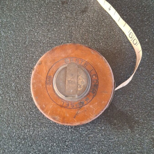 Vintage measuring tape 10 meters used, brass and leather