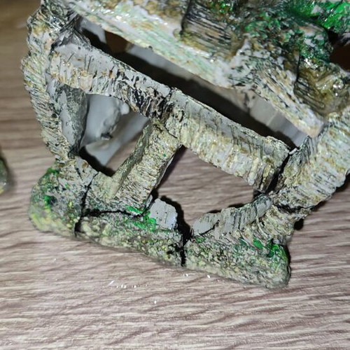 Decorative aquarium ship used with holes, two pieces