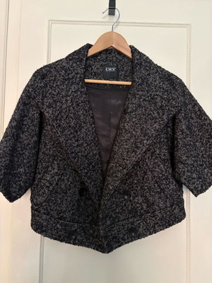 Grey coat like new with 3/4 sleeves and herringbone pattern