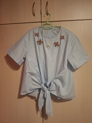 Zara blouse with front tie and decorative details, like new, turquoise, size M