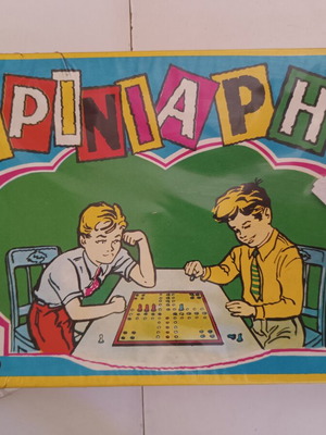 Griniaris Board Game new, 1970s Greek edition