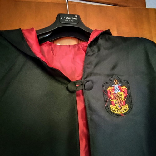 Harry Potter carnival costume like new, cape for children 145 cm