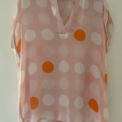 Eterna blouse like new with white and orange polka dots on pink