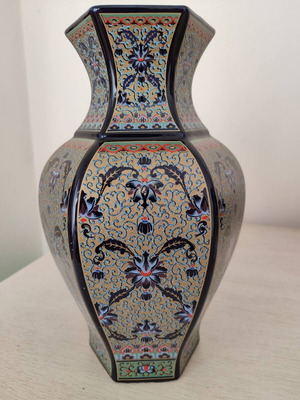 Mid Century 1960s Porcelain Vase used, with minor wear