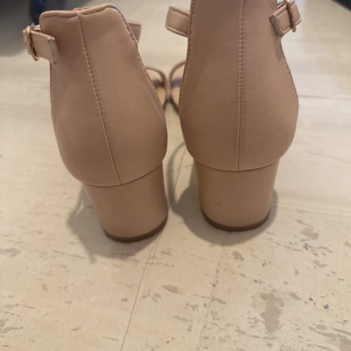 Tsoukalas Shoes beige sandals size 37 like new