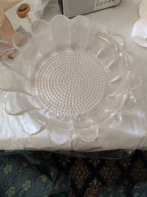 Glass bowl like new
