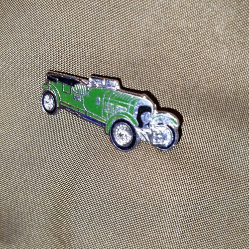 Vintage Bentley 1929 pin used, green retro car