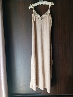 Zara women's dress new, beige, size L