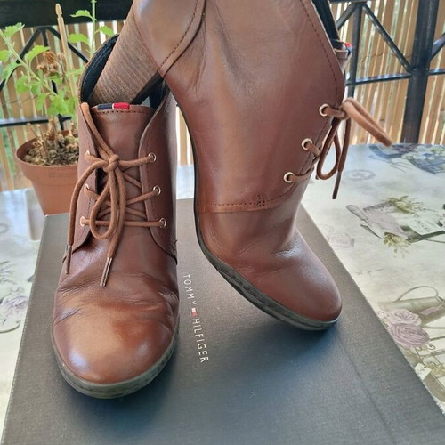 Tommy Hilfiger Women's Leather Ankle Boots used, brown, size 40