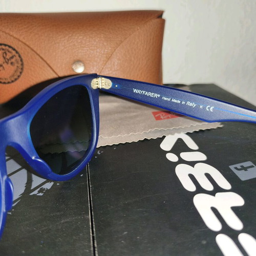 Ray Ban Wayfarer RB2140 sunglasses like new, blue frame, grey lenses