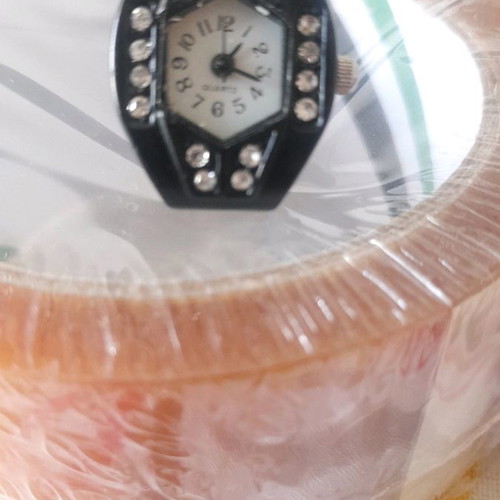 Metal ring watch used with rhinestones, fully functional