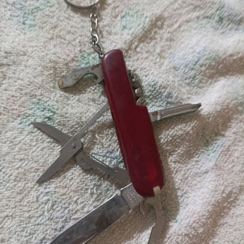 Swiss army knife keychain like new, multi-tool