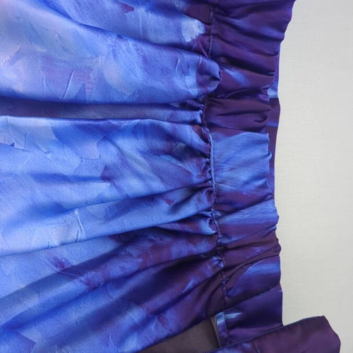 Midi skirt like new with Greek island digital print, satin fabric