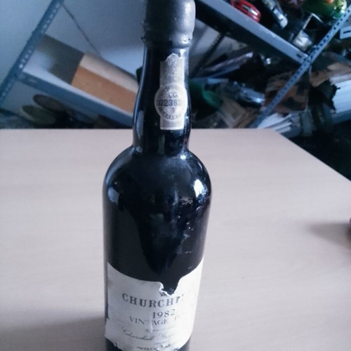 Churchill's 1982 Vintage Port Wine used, 75cl, Portugal