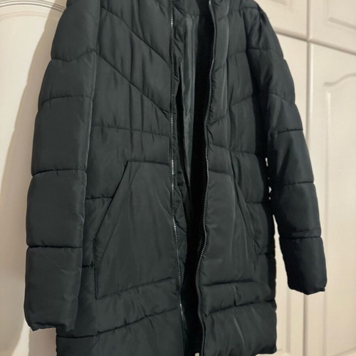 Vero Moda women's black jacket like new, comfortable and warm
