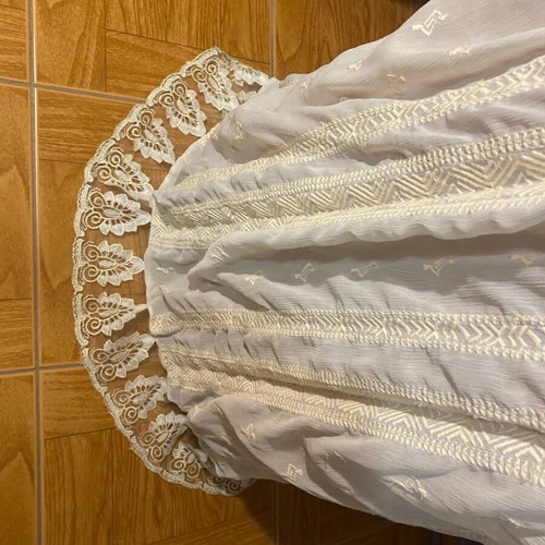 Nidodileda white dress like new with buttons and kimono style