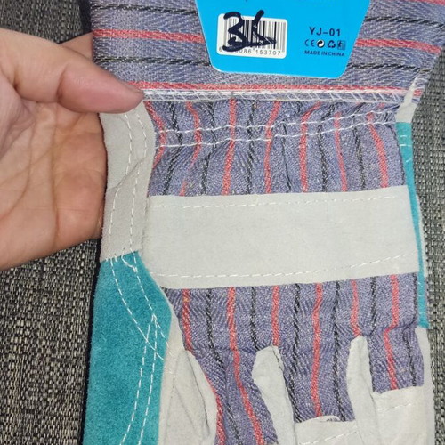 Work gloves new