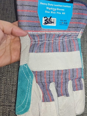 Work gloves new