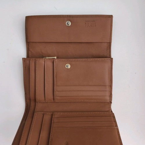 Leather large wallet Alviero Martini 1A Classe like new, brown