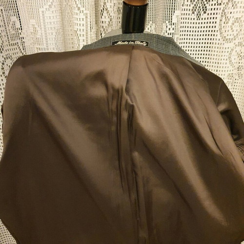 Armani Exchange suit XL like new with velvet texture